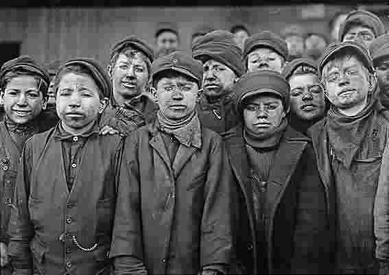 Ni&ntilde;os mineros